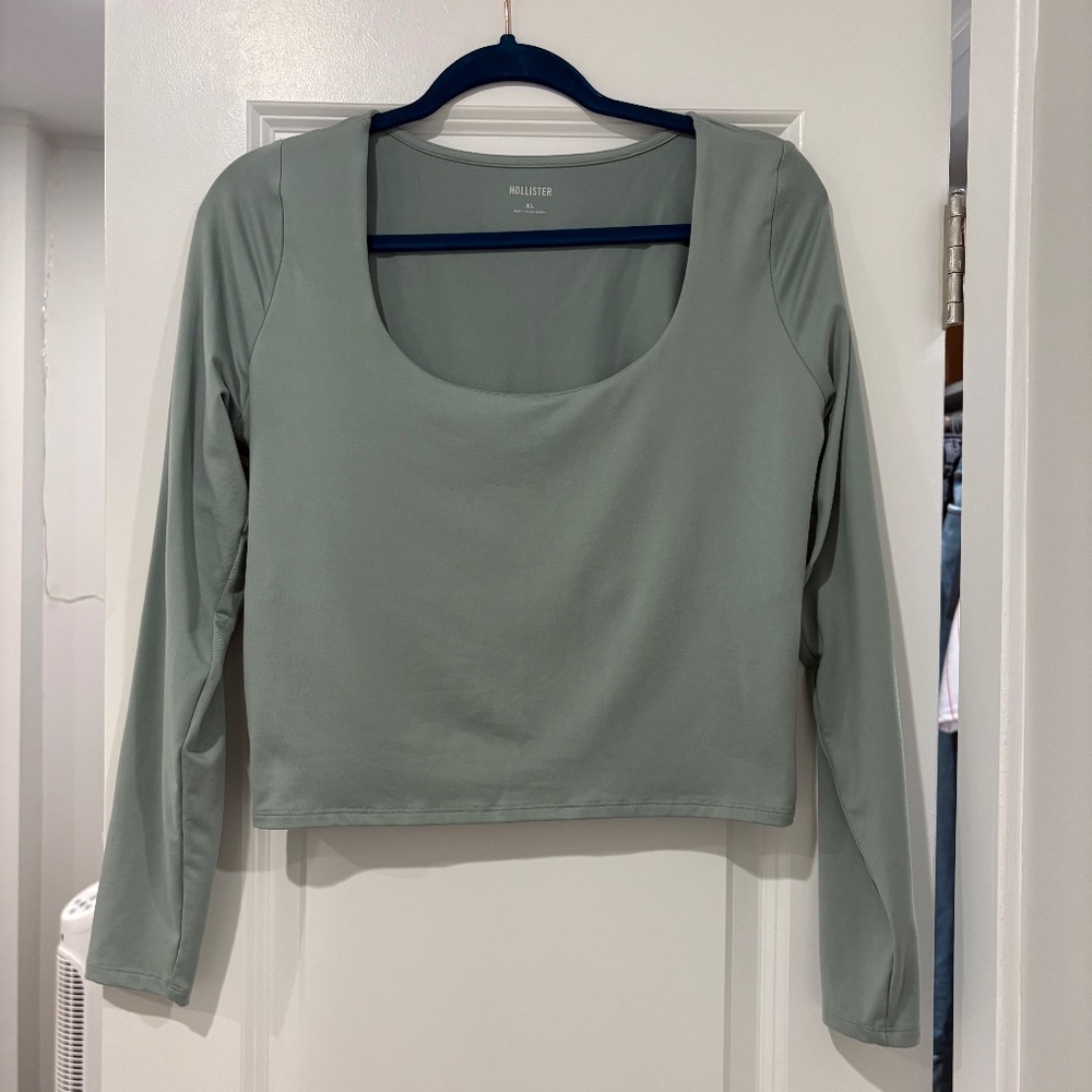 Hollister Long Sleeve Top